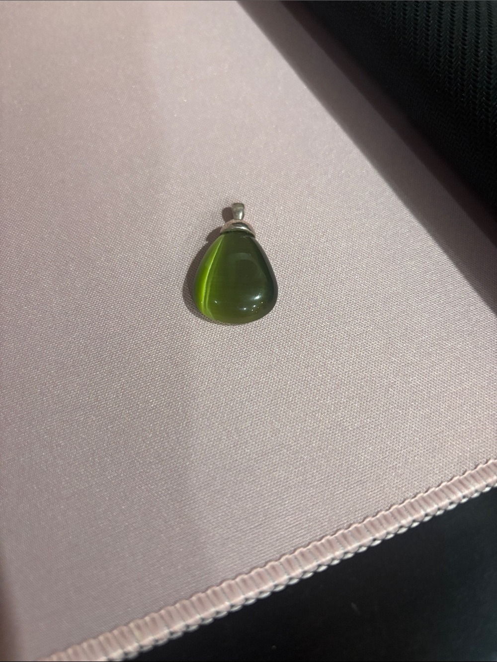 Green Teardrop Glass Pendant